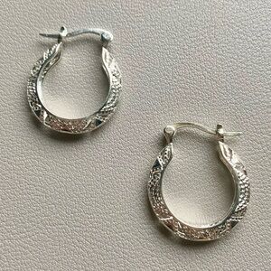 Textured silver hoop earrings, minimalist silver hoop earrings